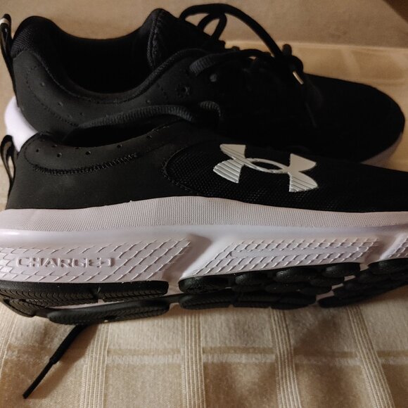 Under Armour BN Charged Assert Comfort Deluxe System Mens Sneakers Size USA 8 - Picture 2 of 8
